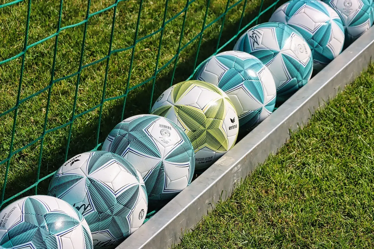 Udvisninger, målfest og tætte afgørelser – sådan forløb 4. runde i Second League, Gruppe 3 2025