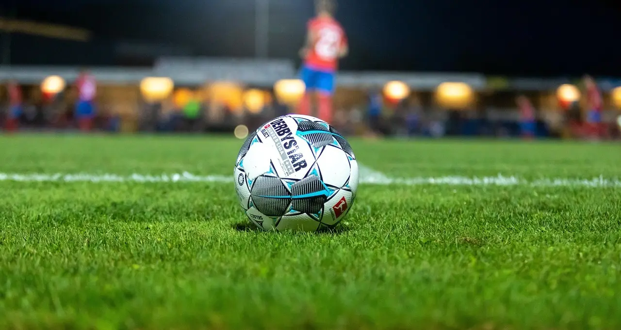 Second League – Group 2, runde 21: skarpe straffespark, sene afgørelser og en nullet kamp