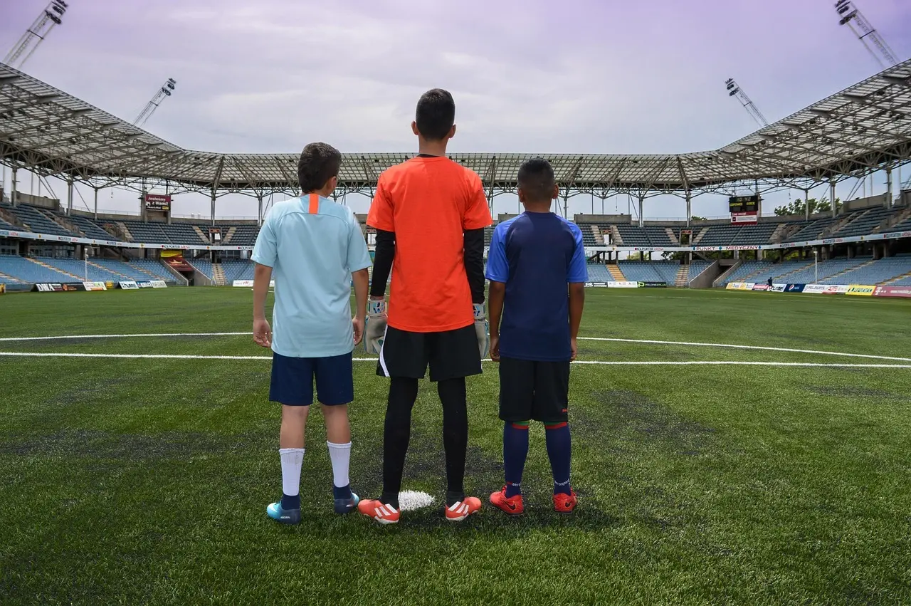 Drama, mål og rødt i massevis – overblik over 6. runde i Second League – Gruppe 4 2025