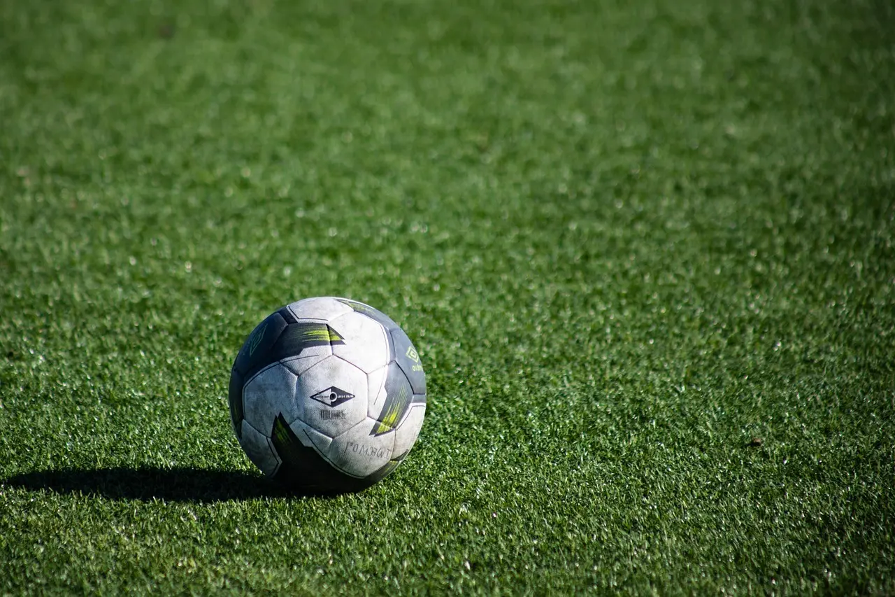Runde 8 i Second League – Group 4: fem sejre, én remis og 15 scoringer